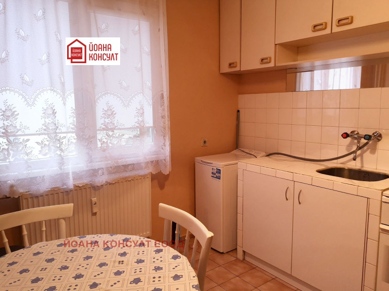 De inchiriat  2 dormitoare Pleven , Șiroc țentâr , 70 mp | 91183877 - imagine [5]