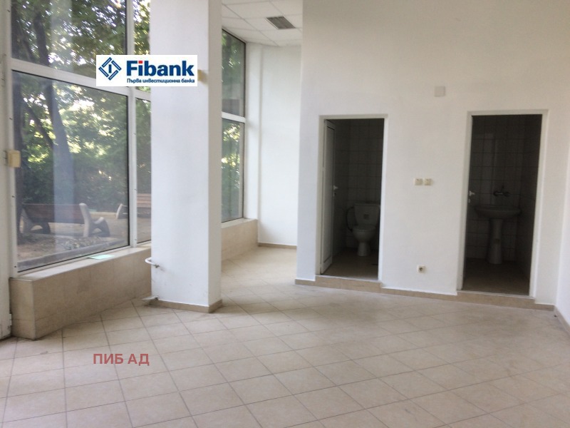 Дава под наем МАГАЗИН, гр. София, Център, снимка 3 - Магазини - 52408253