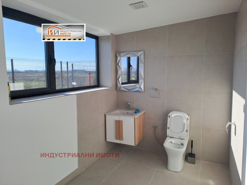 Дава под наем ПРОМ. ПОМЕЩЕНИЕ, гр. Пловдив, Индустриална зона - Север, снимка 10 - Производствени сгради - 52777989