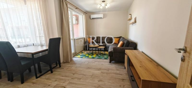 De inchiriat  1 dormitor Plovdiv , Camenița 1 , 65 mp | 60084705 - imagine [4]