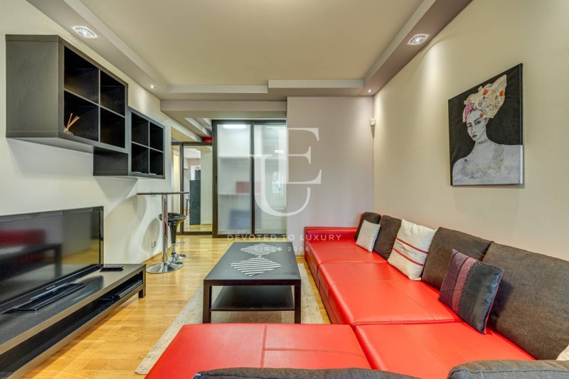 En renta  1 dormitorio Sofia , Doktorski pametnik , 88 metros cuadrados | 48081174 - imagen [3]