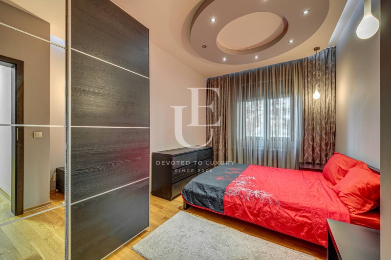 En renta  1 dormitorio Sofia , Doktorski pametnik , 88 metros cuadrados | 48081174 - imagen [9]