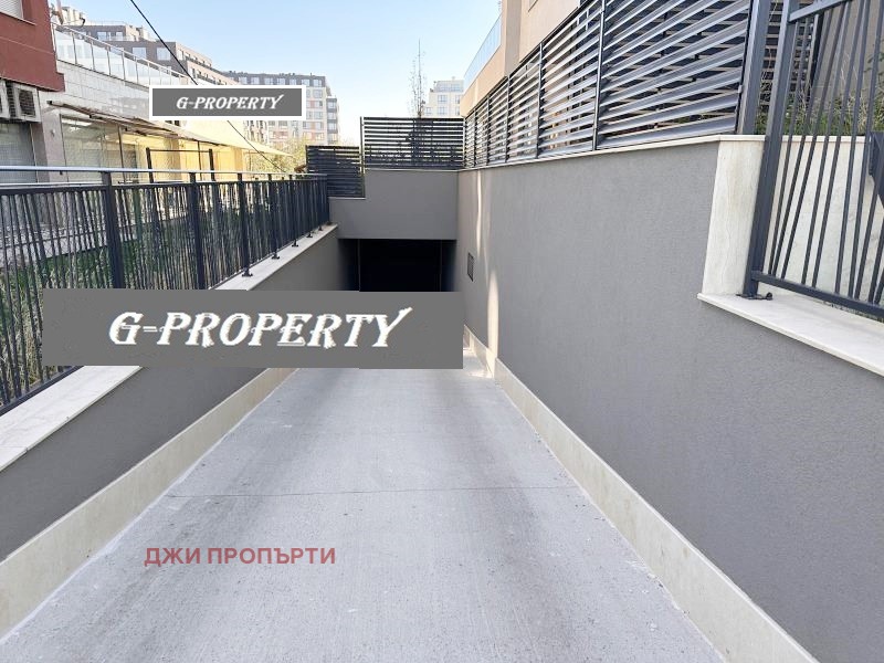 Zu vermieten  Parkplatz Sofia , Manastirski liwadi , 18 qm | 51011291