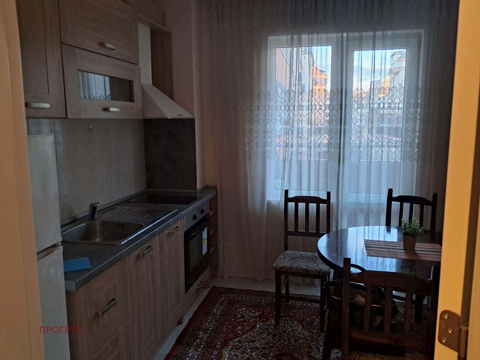 Дава под наем 2-СТАЕН, гр. Пловдив, Съдийски, снимка 2 - Апартаменти - 54665238