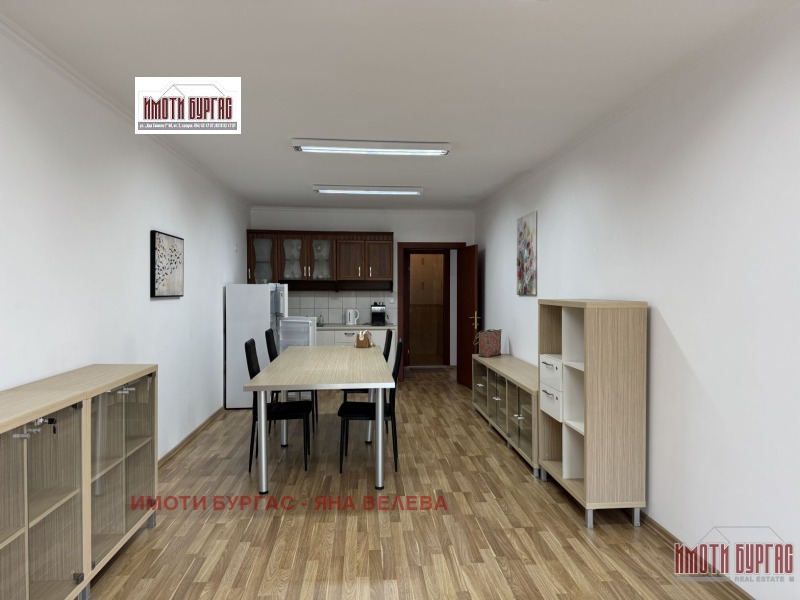En renta  Oficina Burgas , Tsentar , 77 metros cuadrados | 43546194