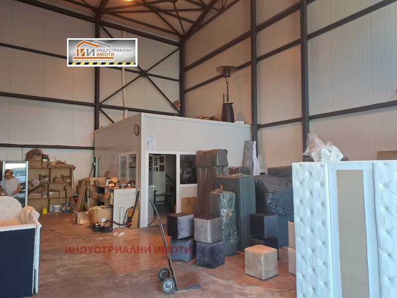 K pronájmu  Úložný prostor Plovdiv , Industrialna zona - Jug , 1038 m2 | 42762166 - obraz [2]