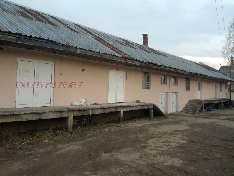 Дава под Наем СКЛАД в град Монтана, Промишлена зона - 200 кв.м / 400 € » 782.33 лв.