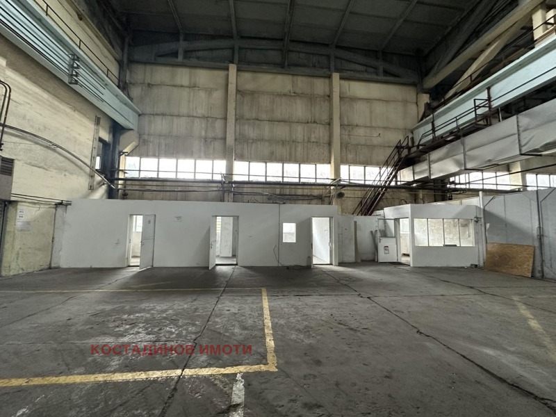 Дава под наем СКЛАД, гр. Пловдив, Индустриална зона - Юг, снимка 8 - Складове - 52455881