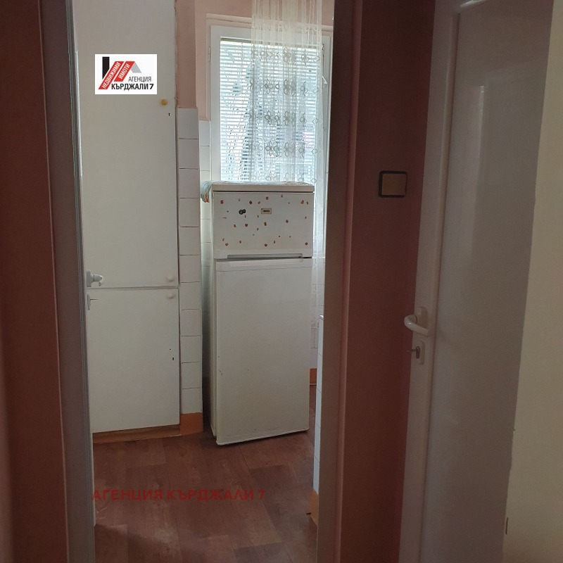 For Rent  1 bedroom Kardzhali , Tsentar , 45 sq.m | 79501320 - image [3]