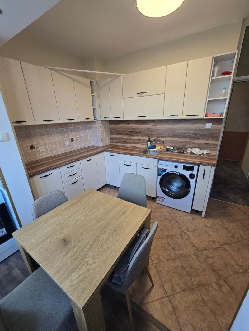 Под наем 2-СТАЕН, град София, Свобода • 550 € / 1075.71 лв. • 63982929 1