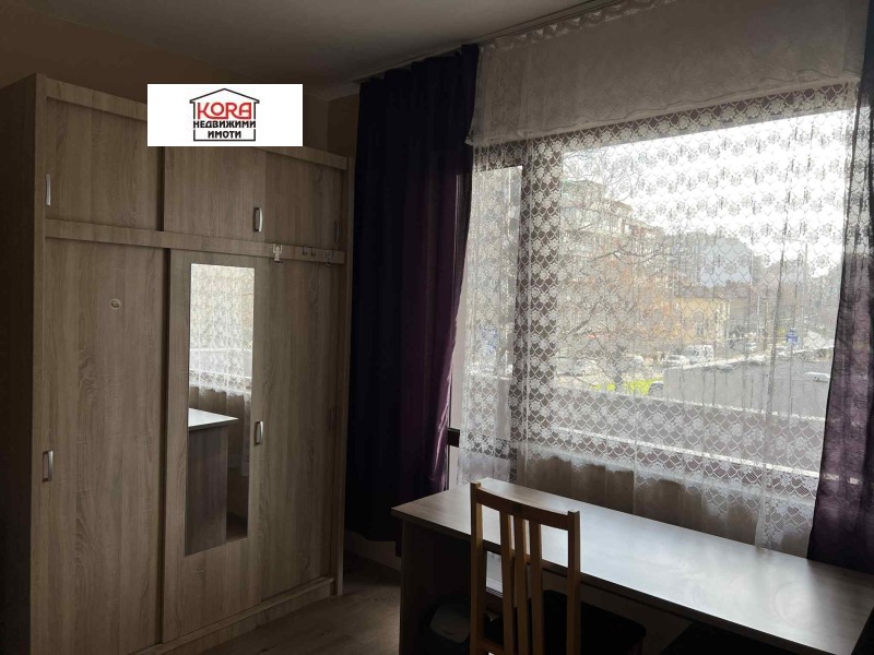 Дава под наем 4-СТАЕН, гр. Плевен, Широк център, снимка 10 - Апартаменти - 52629424