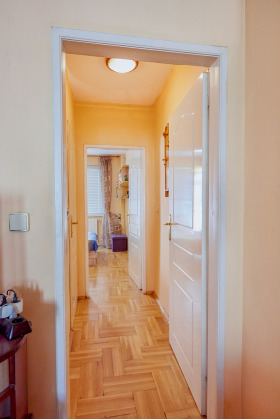 1 chambre Lozenets, Sofia 6