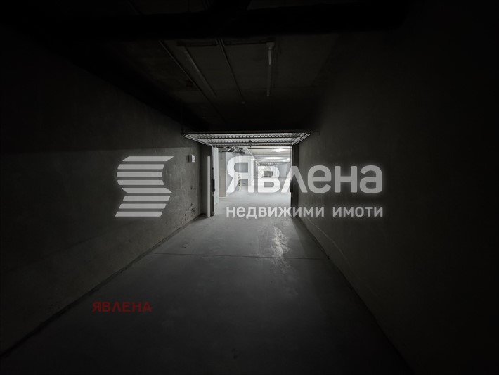 Дава под наем ГАРАЖ, ПАРКОМЯСТО, гр. София, Кръстова вада, снимка 3 - Гаражи и паркоместа - 53908127
