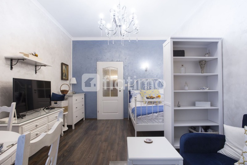 Дава под наем 1-СТАЕН, гр. София, Център, снимка 2 - Апартаменти - 52090421