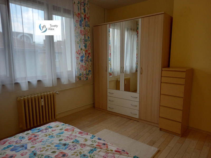 För uthyrning  1 sovrum Sofia , Medicinska akademija , 89 kvm | 89605237 - bild [11]