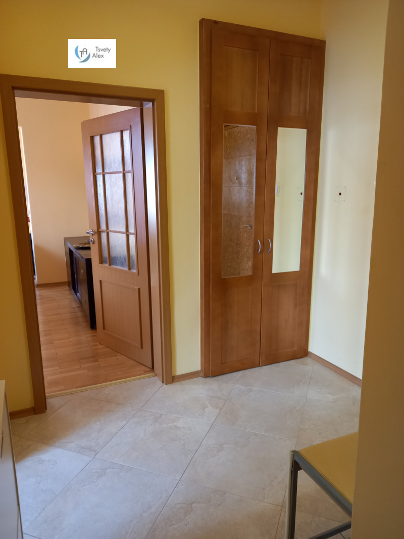 För uthyrning  1 sovrum Sofia , Medicinska akademija , 89 kvm | 89605237 - bild [4]
