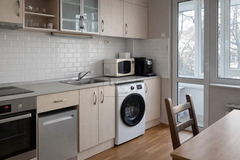 Дава под наем 2-СТАЕН, гр. София, Лозенец, снимка 3 - Апартаменти - 53107453