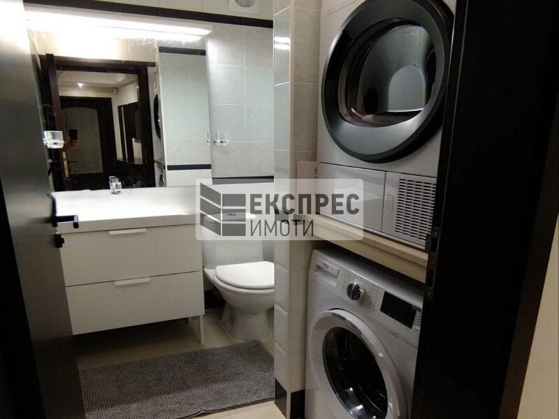 Дава под наем 4-СТАЕН, гр. София, Лозенец, снимка 11 - Апартаменти - 53282526