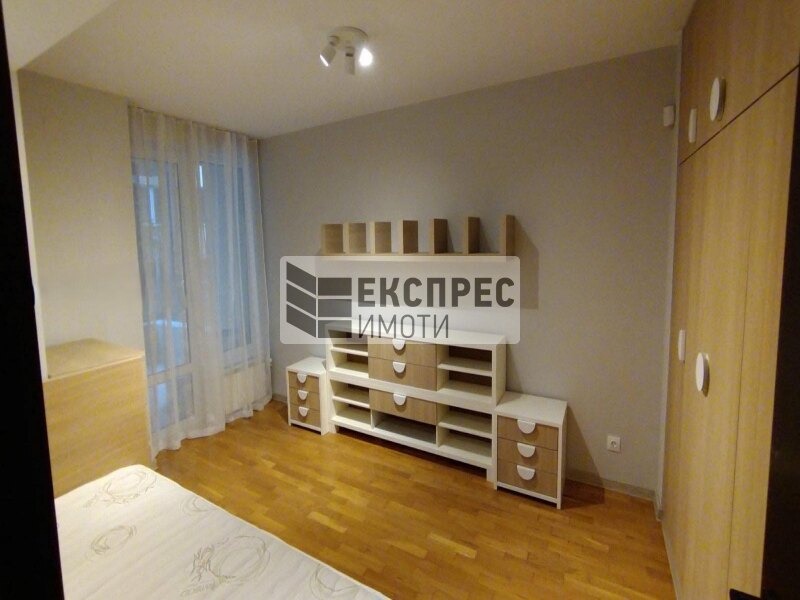 Дава под наем 4-СТАЕН, гр. София, Лозенец, снимка 5 - Апартаменти - 53282526