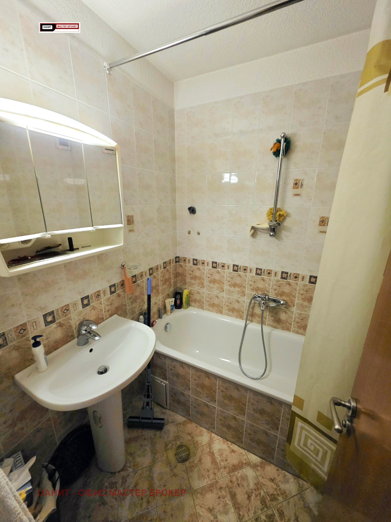 Дава под наем 4-СТАЕН, гр. София, Лозенец, снимка 9 - Апартаменти - 56150592