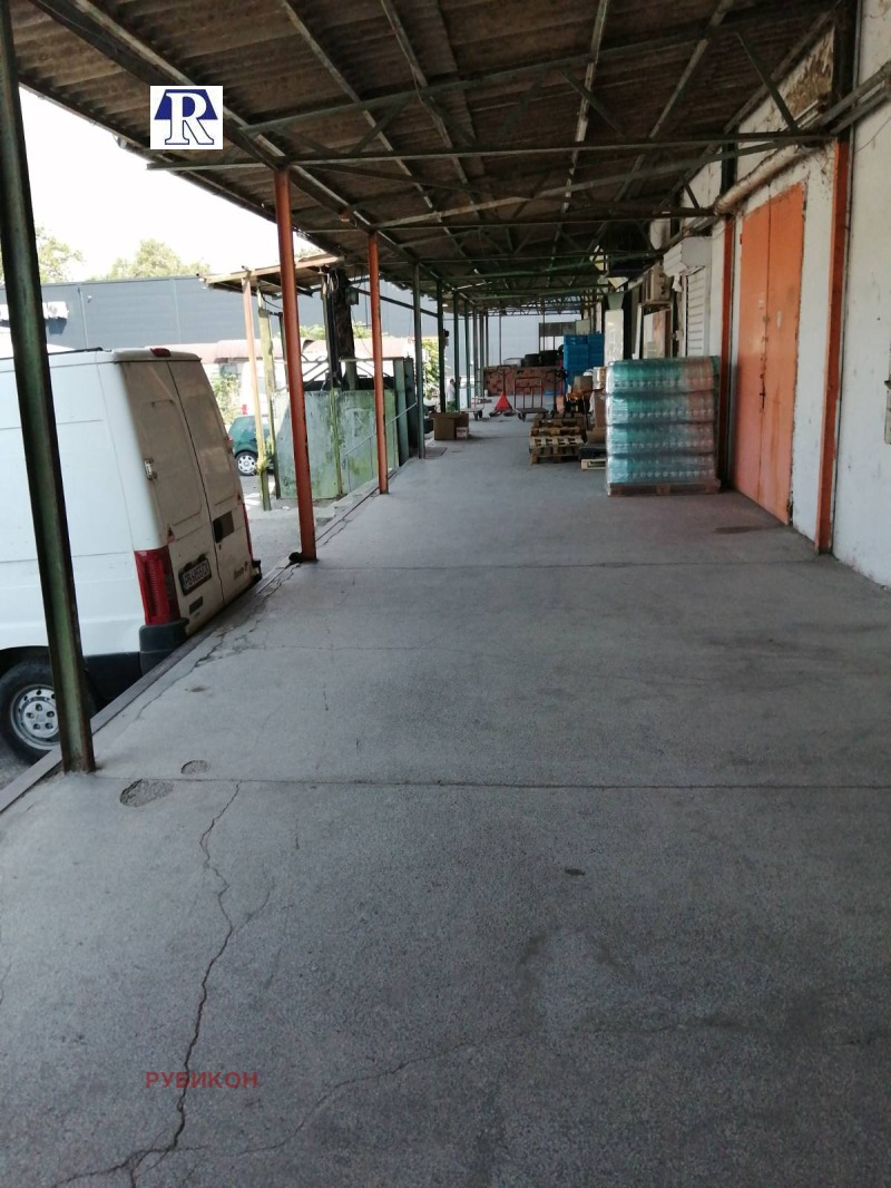 Da affittare  Magazzinaggio Plovdiv , Industrialna zona - Iztok , 200 mq | 73332430 - Immagine [2]