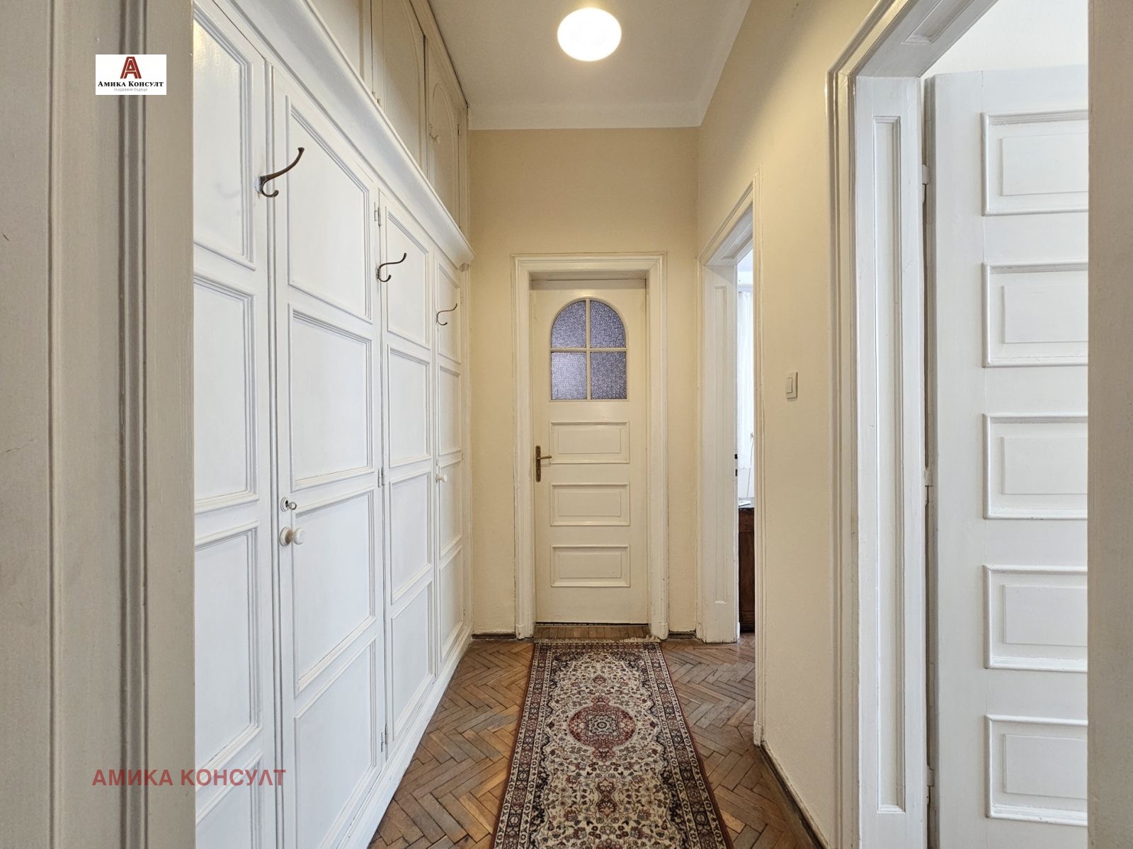 Дава под наем МНОГОСТАЕН, гр. София, Център, снимка 2 - Апартаменти - 53855404