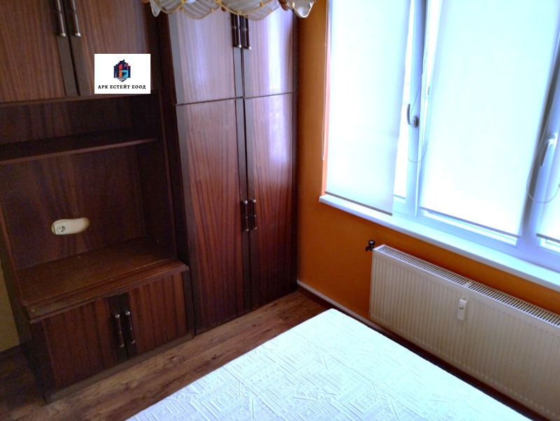 Издаје се  1 спаваћа соба Софија , Лјулин 4 , 70 м2 | 40881851 - слика [12]