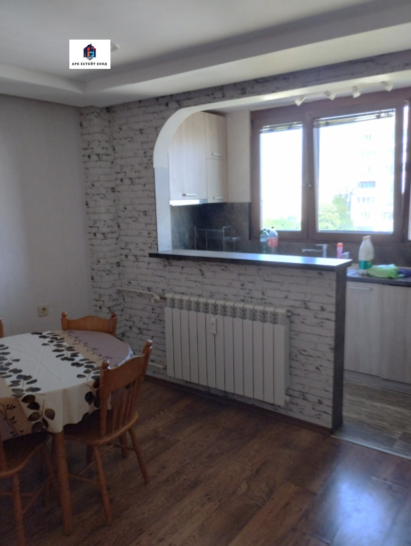 Дава под нем  2-стаен, град София, Люлин 4 •  450 € • ID 43159266 — holmes.bg - [1] 