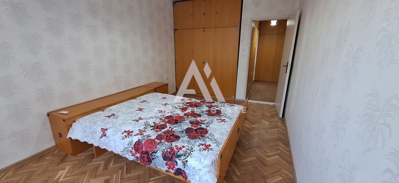 Дава под наем  3-стаен град Плевен , Широк център , 106 кв.м | 77360435 - изображение [8]