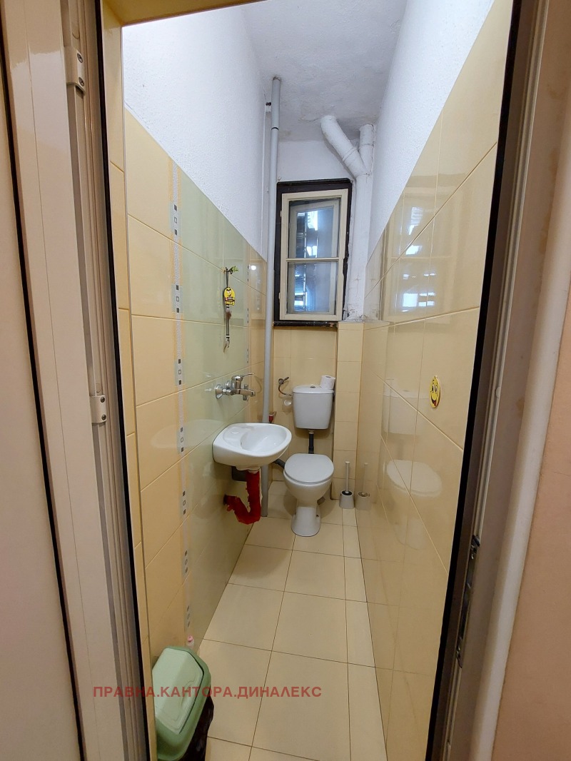 Дава под наем 3-СТАЕН, гр. София, Център, снимка 2 - Апартаменти - 53329495