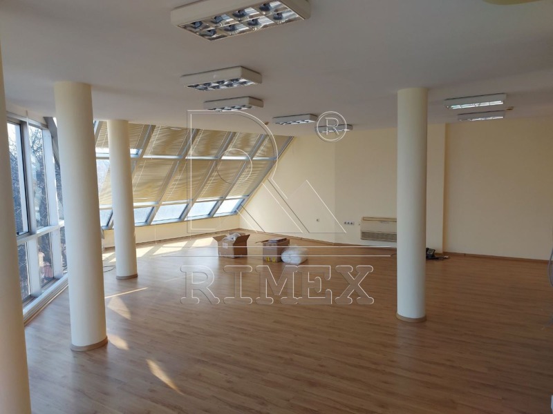 Da affittare  Ufficio Plovdiv , Tsentar , 93 mq | 18696515 - Immagine [2]