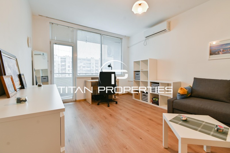 A louer  Studio Sofia , Meditsinska akademiya , 40 m² | 86706785