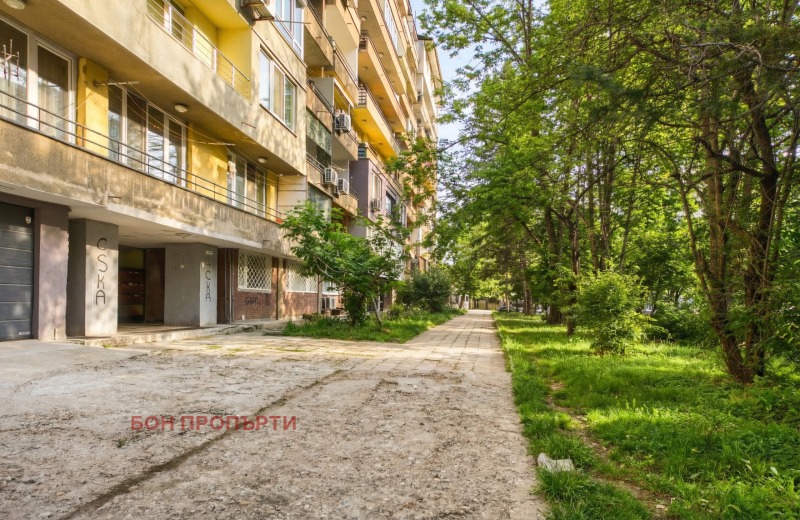 Дава под Наем ОФИС в град София, Хиподрума - 52 кв.м / 250 € » 488.96 лв., БОН ПРОПЪРТИ