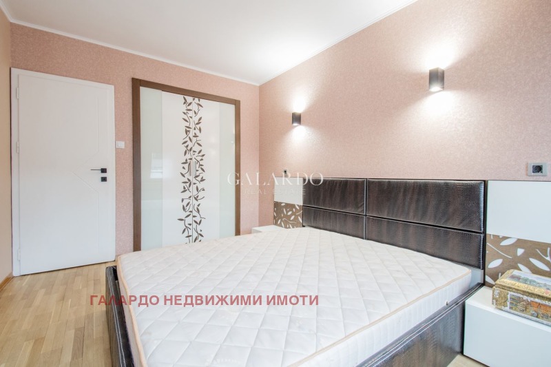 K pronájmu  3 ložnice Sofia , Chladilnika , 140 m2 | 43735142 - obraz [8]