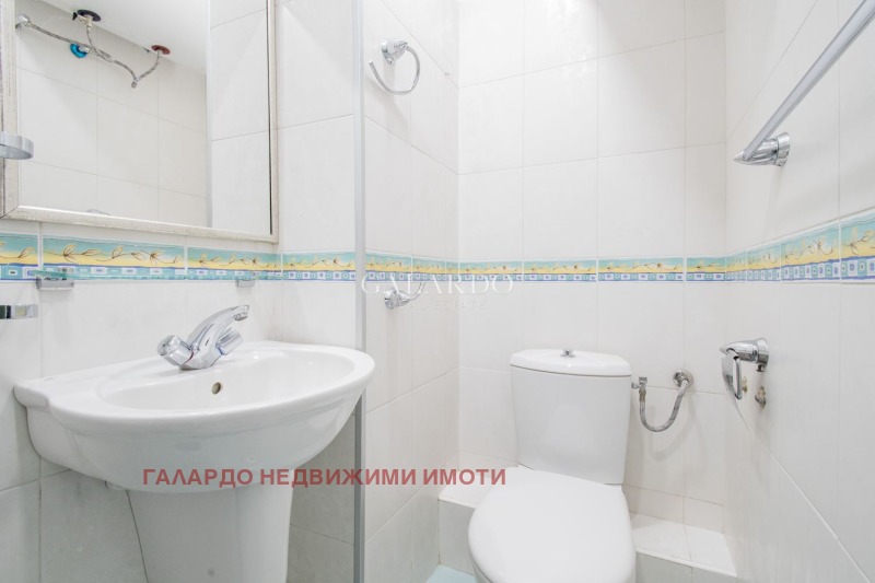 K pronájmu  3 ložnice Sofia , Chladilnika , 140 m2 | 43735142 - obraz [17]