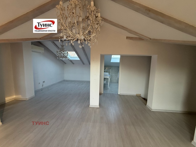 Дава под наем КЪЩА, гр. Пловдив, Кършияка, снимка 12 - Къщи - 52537600