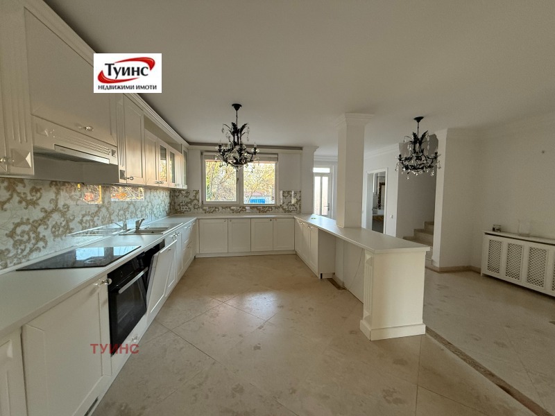 Дава под наем КЪЩА, гр. Пловдив, Кършияка, снимка 4 - Къщи - 52537600