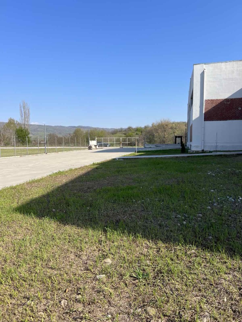 В аренду  Хранилище область Благоевград , Петрич , 3000 кв.м | 37502190 - изображение [4]