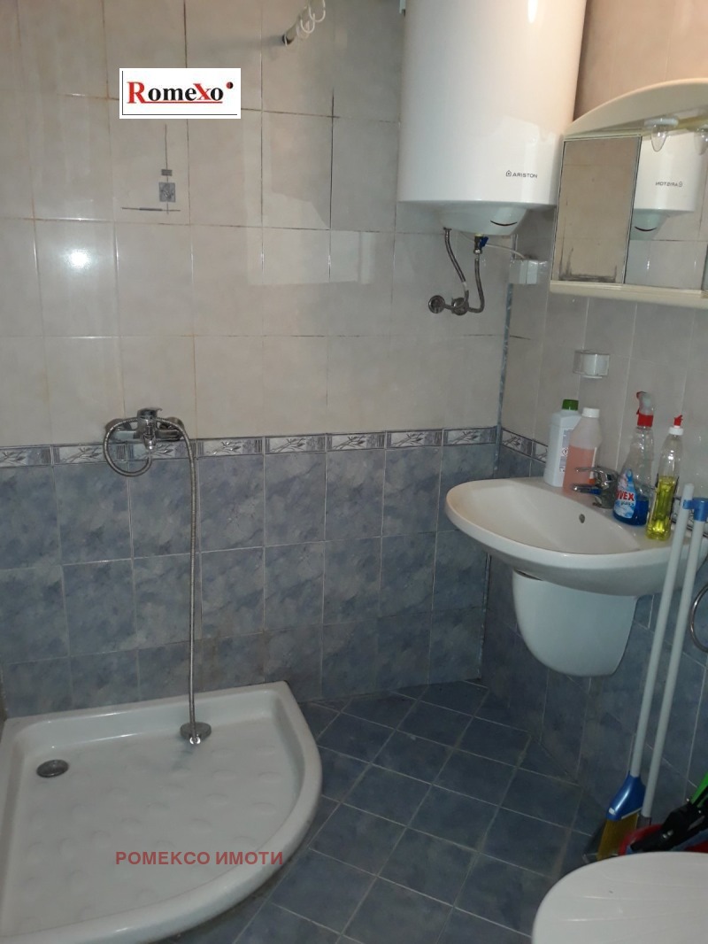 Дава под наем 2-СТАЕН, гр. Пловдив, Въстанически, снимка 13 - Апартаменти - 53326213