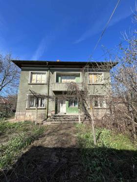 Продажба на имоти в с. Гъмзово, област Видин - изображение 1 