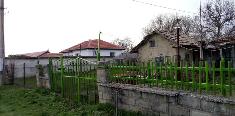 Продава  Къща област Варна , с. Метличина , 1257 кв.м | 54615612 - изображение [2]