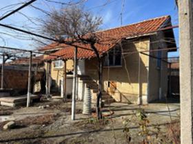 Продажба на имоти в с. Горно Сахране, област Стара Загора - изображение 1 