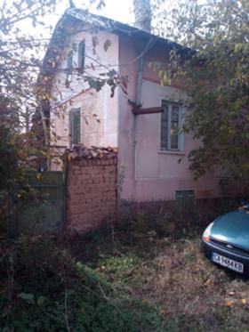 Продажба на имоти в с. Садовец, област Плевен - изображение 8 