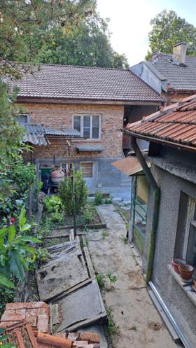 Продажба на имоти в Тракийски, град Хасково - изображение 17 