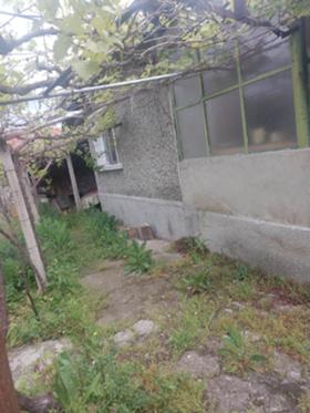 Продажба на имоти в гр. Провадия, област Варна — страница 3 - изображение 4 