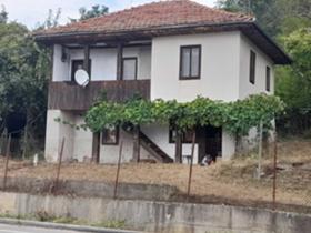 Продажба на имоти в с. Голяма Желязна, област Ловеч - изображение 5 