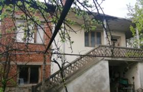 Продажба на имоти в с. Багренци, област Кюстендил - изображение 1 
