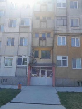 Продажба на имоти в гр. Тутракан, област Силистра - изображение 2 