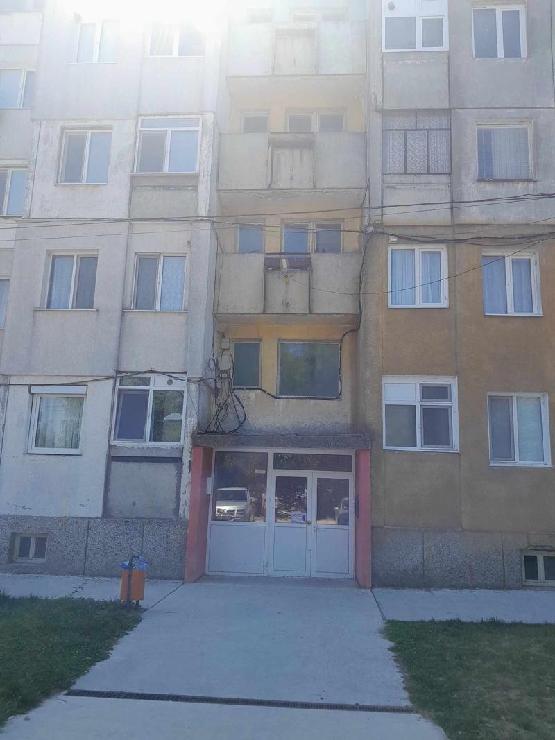 Продава  2-стаен област Силистра , гр. Тутракан , Възход, 50 кв.м | 10664859
